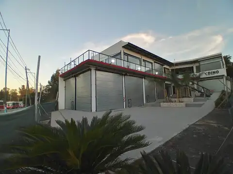 Locales en Venta en centro de Pilar. 32 mts ubicación seguro buen caudal de gente
