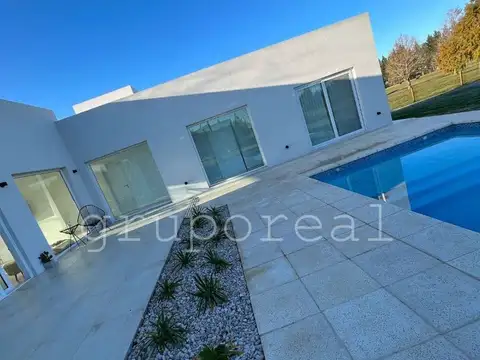 Casa en Venta en San Vicente, USD 220.000