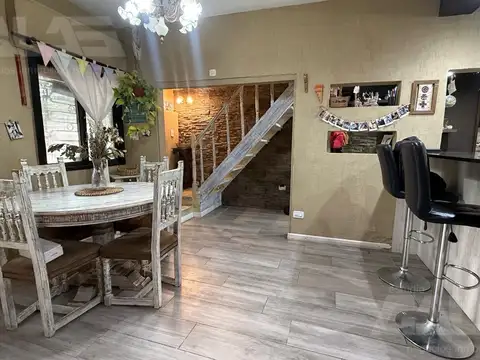 CASA | 4 AMBIENTES | PISCINA | MODERNA | PLAYROOM | ITUZAINGÓ NORTE