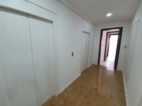 Departamento en Venta en Victoria, USD 255.000