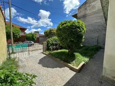 Ayolas 3176 entre Av. Calchaqui y Urrestarazu, Quilmes Oeste, Provincia de Buenos Aires, 100