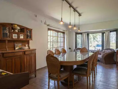 Casa 6 ambientes con 3 baños