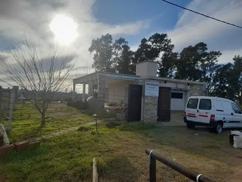 CASA QUINTA VENTA BRANDSEN BARRIO LAS CALANDRIAS