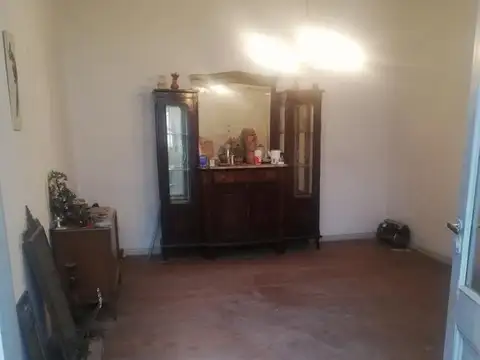 Depto Tipo Casa en Venta 70 años