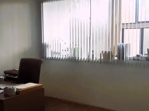 Local en Venta en Liniers, USD 1.500.000