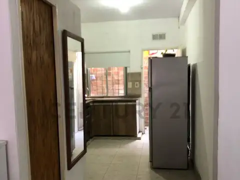 Republica de Francia 2700, Piso 0