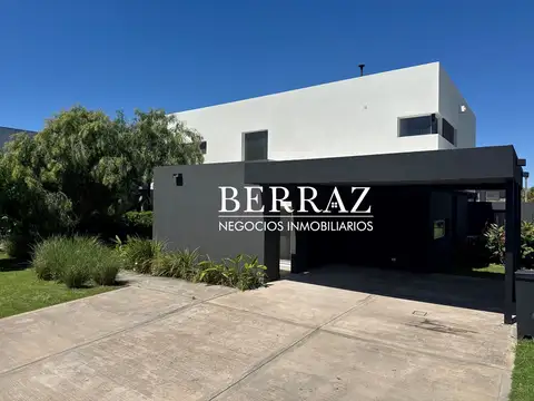 Casa Venta 4 Dormitorios Barrio Las Liebres lote de 930 m2 Pilar,