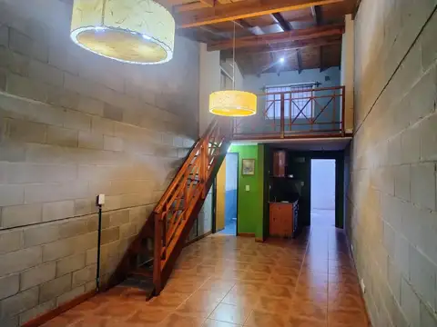 Alq Loft De 2 Ambientes Con Patio Y Cochera