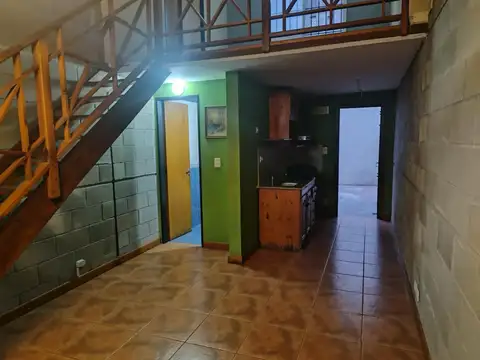 Depto Tipo Casa en Alquiler de 2 ambientes
