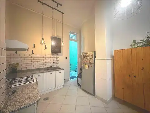 AV ARISTOBULO DEL VALLE al 1500