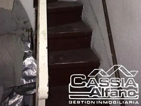 Depto Tipo Casa 4 ambientes con 1 baño