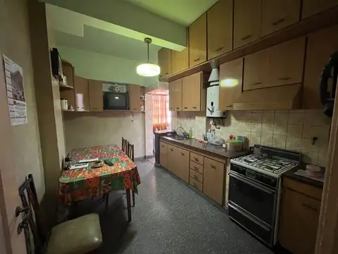 Depto Tipo Casa en Venta 70 años