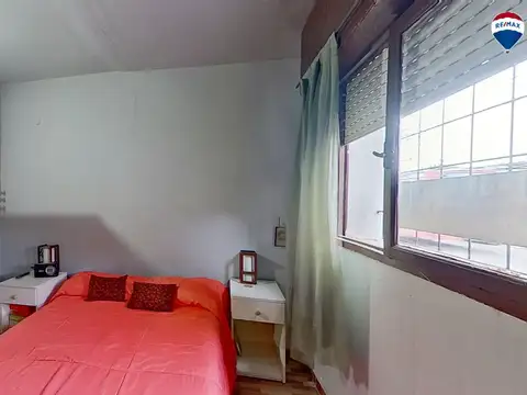 Depto Tipo Casa en Venta de 5 ambientes