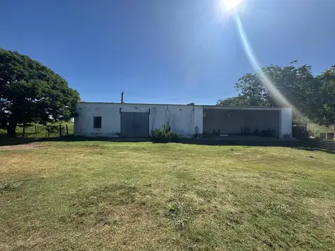 Venta Terreno con casa galpón quincho y pileta con salida al rio en Arroyo Seco