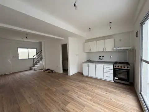 Depto Tipo Casa en Venta de 2 dormitorios