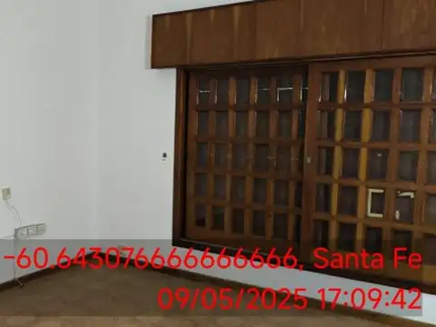 Local en Venta 66 años