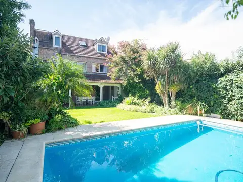 Casa en Venta en La Merced, USD 425.000