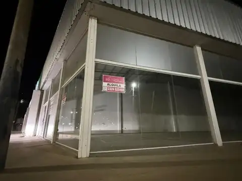 Local en Venta en Mercedes, USD 400.000