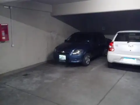 COCHERA EN VENTA BARRIO MARTIN