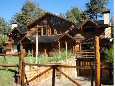 Dos Cabañas En Duplex , Barrio Epulafquen , Villa La Angostura