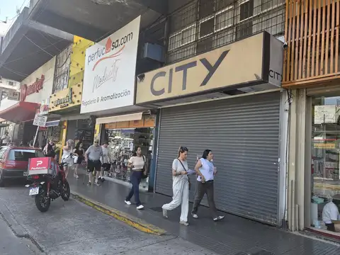 Local Cabildo entre B.Encalada y Monroe en Alquiler 400 m2