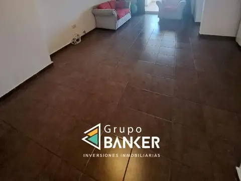 Dpto. en Av. Colón 1734, 4to piso.