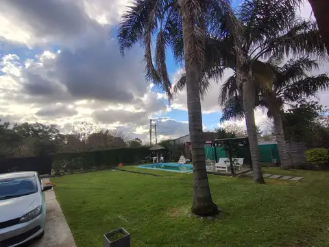 Casa en Venta con 2 cocheras