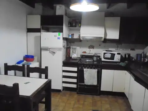 Casa 4 ambientes con 3 baños