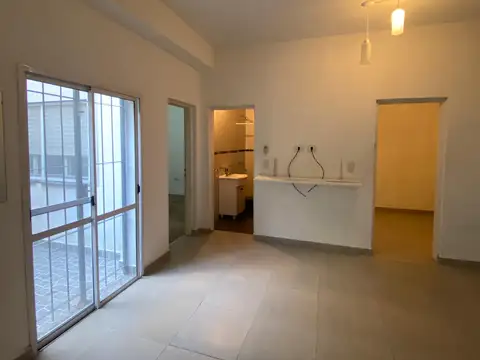 Depto Tipo Casa 3 ambientes con 1 baño