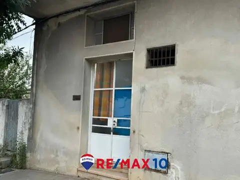 EXCLENTE UBICACION - IDEAL PARA VIVIR O INVERTIR