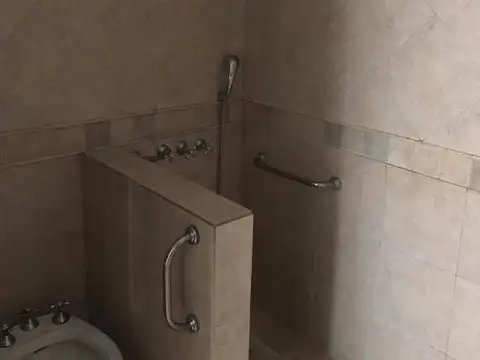 Casa en Venta en Trenque Lauquen, USD 160.000