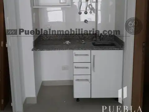 Oficina en Alquiler en Parque Patricios, $ 870.000