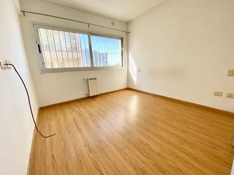 Departamento 2 ambientes con cochera