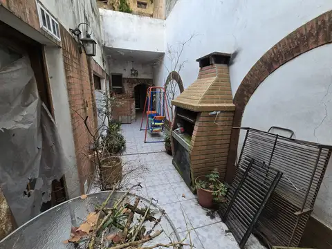 29 De Septiembre 2100, Piso PB