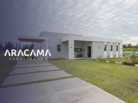 Casa en Venta 4 ambientes en Estancia Villa Maria, Canning