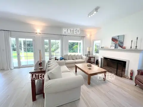 Casa 4 ambientes con 4 baños