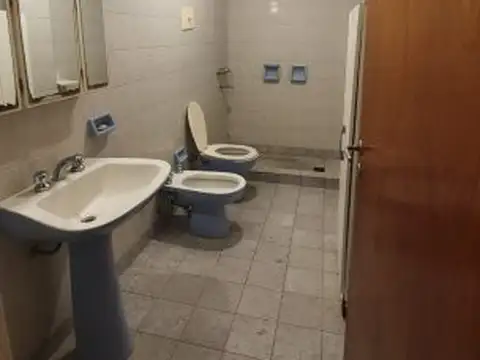 Sarmiento 1700 , Piso 2