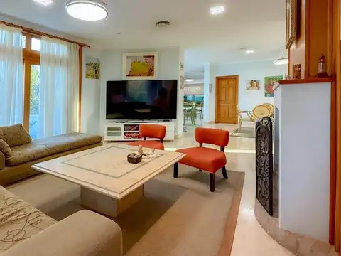 CASA VENTA ABRIL CLUB DE CAMPO 5 AMBIENTES PILETA