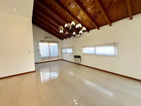 Casa en Venta en Funes, USD 219.000