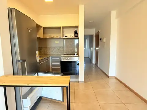 Departamento en Alquiler en Colegiales, $ 850.000