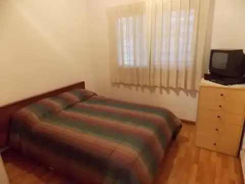 Depto Tipo Casa 2 ambientes con 1 baño