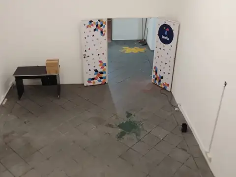 Local en Alquiler Via Púb.