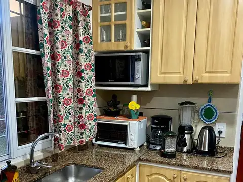 Casa en Venta con 4 cocheras