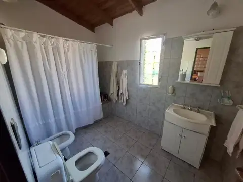 Casa en Venta en General Roca, USD 190.000