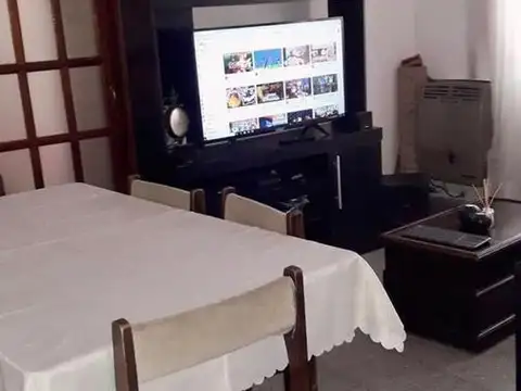 Depto Tipo Casa en Venta en Villa Dominico, USD 69.000