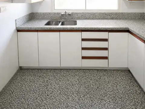 Departamento 5 ambientes con 2 baños