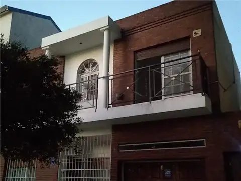 TRES DE FEBRERO 3700