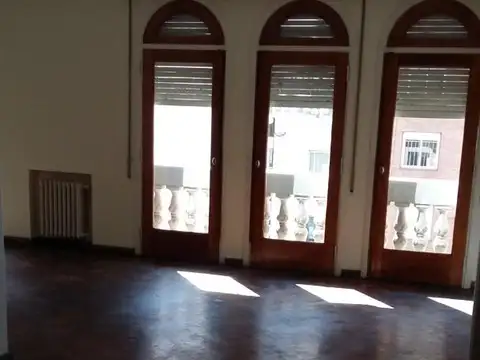 Departamento en Venta 70 años