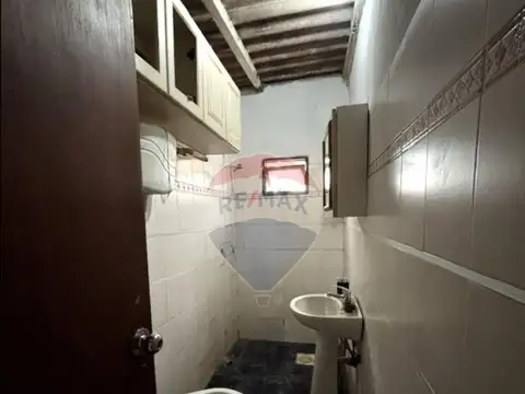 Casa, 2 dormitorios, se vende.