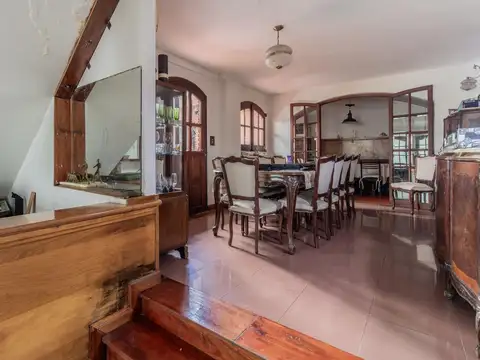 Casa en Venta con 1 cochera